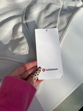 lululemon athletica light gray sweatshirt / hoodie